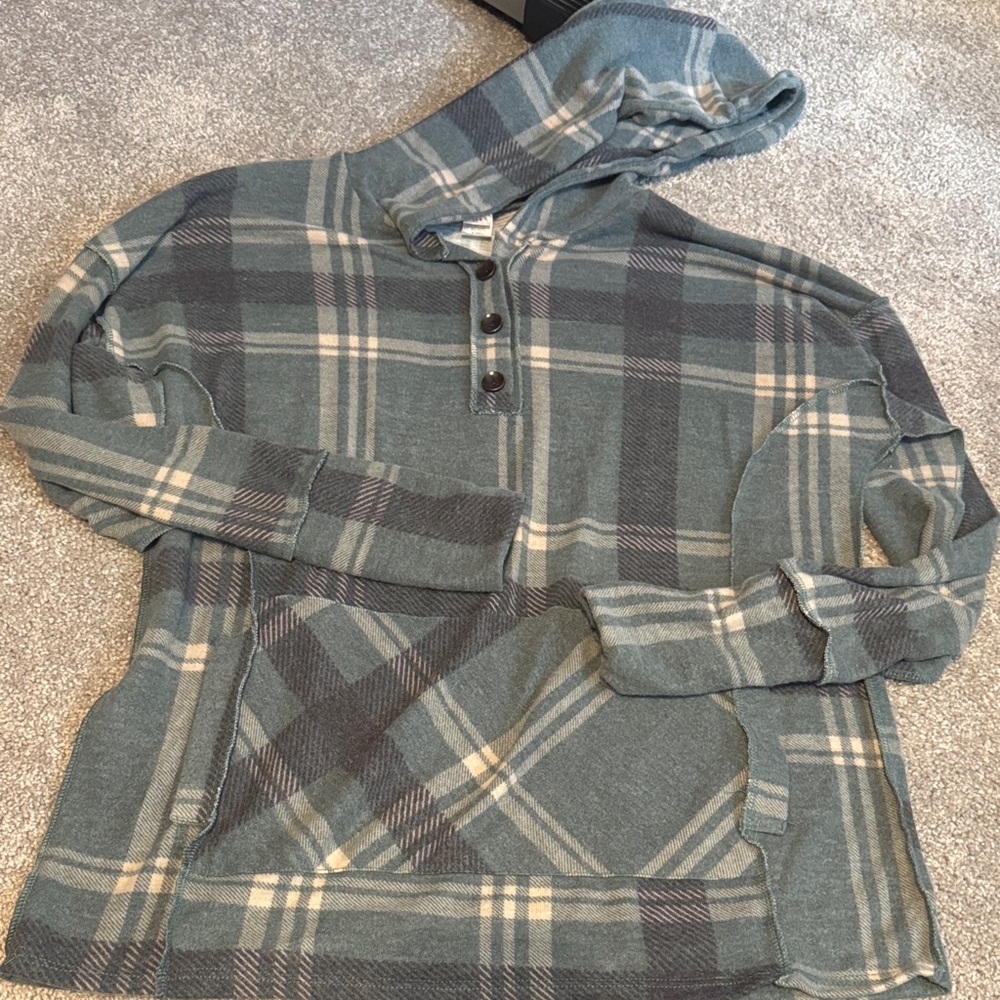 7th Ray Blue and Cream Plaid Hoodie
